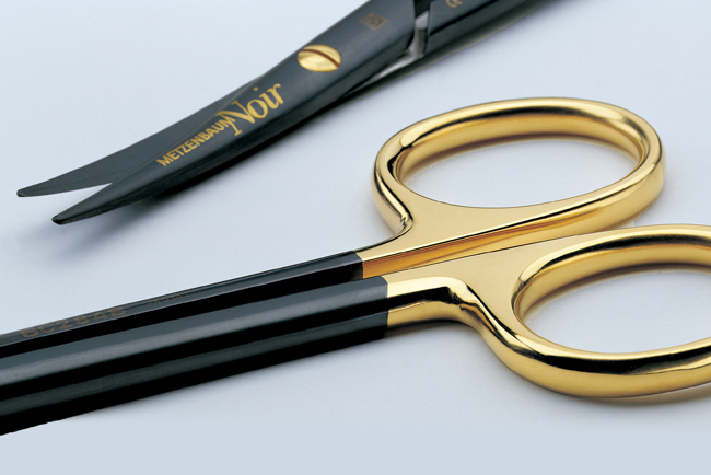 Close-up of NOIR™ dissecting scissors